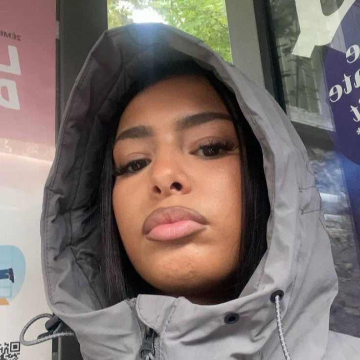 <em><strong>Sarah.R</strong></em>