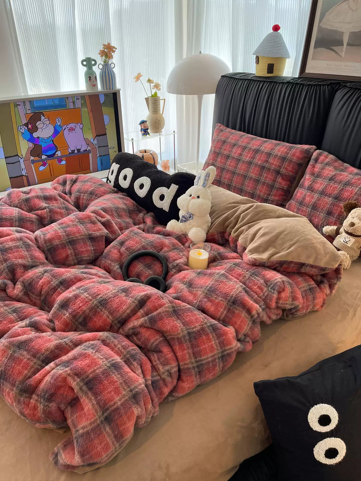 Cabincheck 4-Piece Plush Bedding Set, Red Plaid Cozy Cold-Weather Bedroom Collection