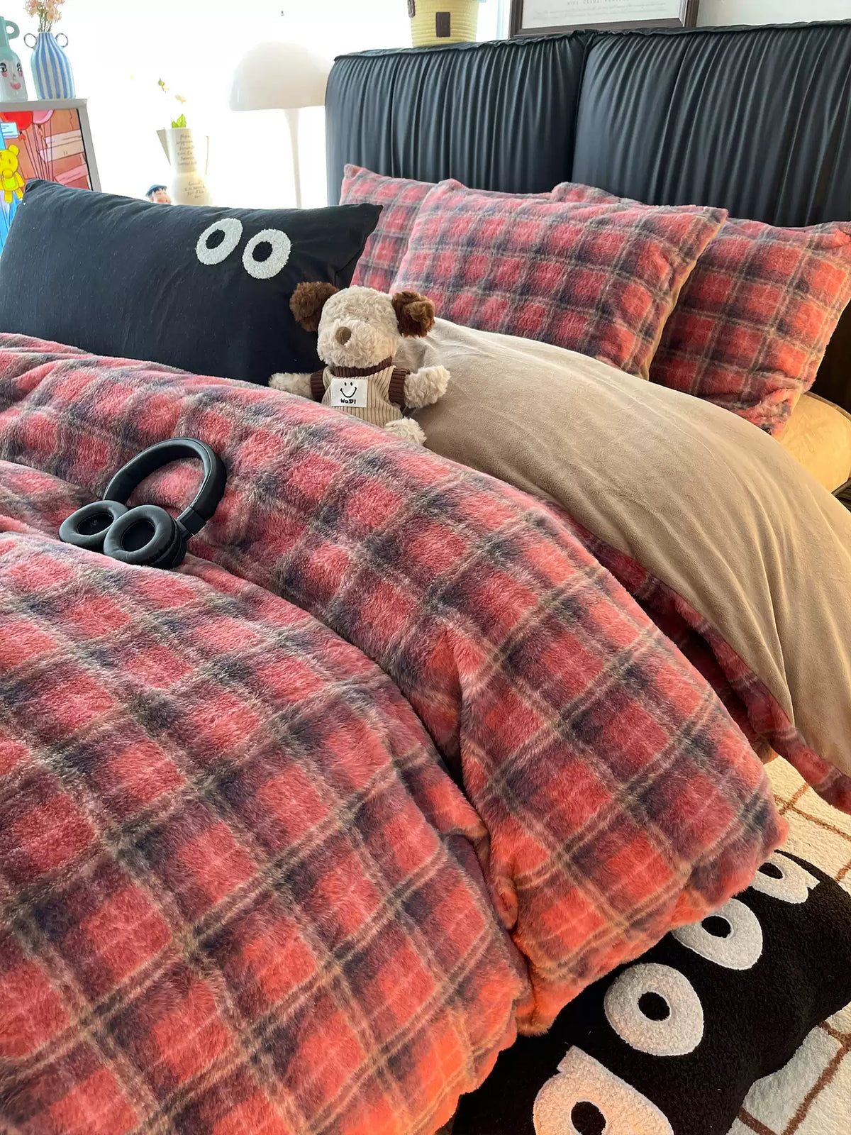 Cabincheck 4-Piece Plush Bedding Set, Red Plaid Cozy Cold-Weather Bedroom Collection