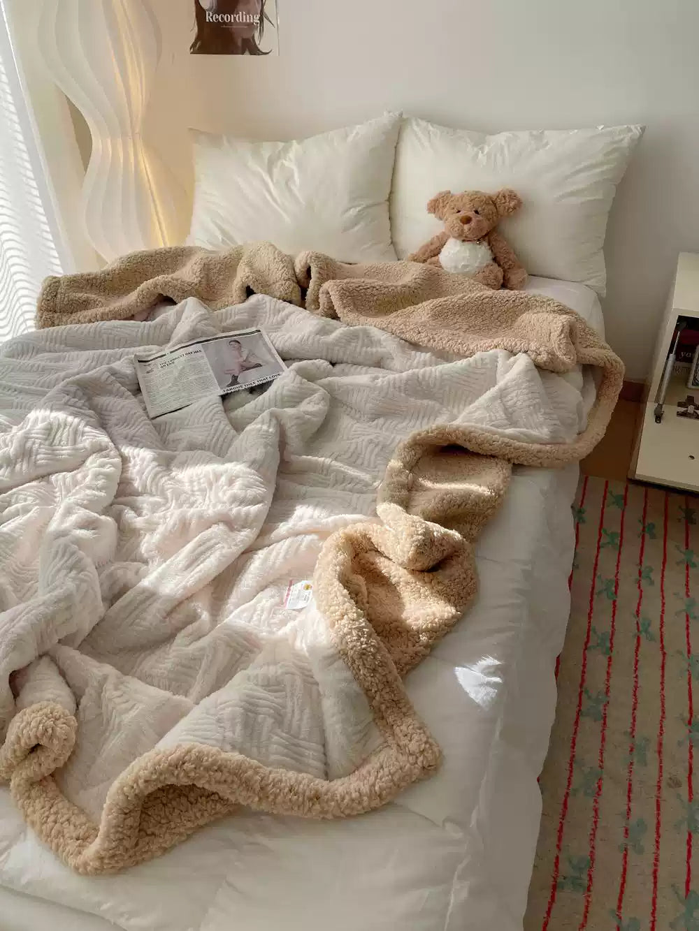 Cloudcurl Textured Plush Sherpa Throw Blanket, Jacquard Cozy Layer for Couch and Bed